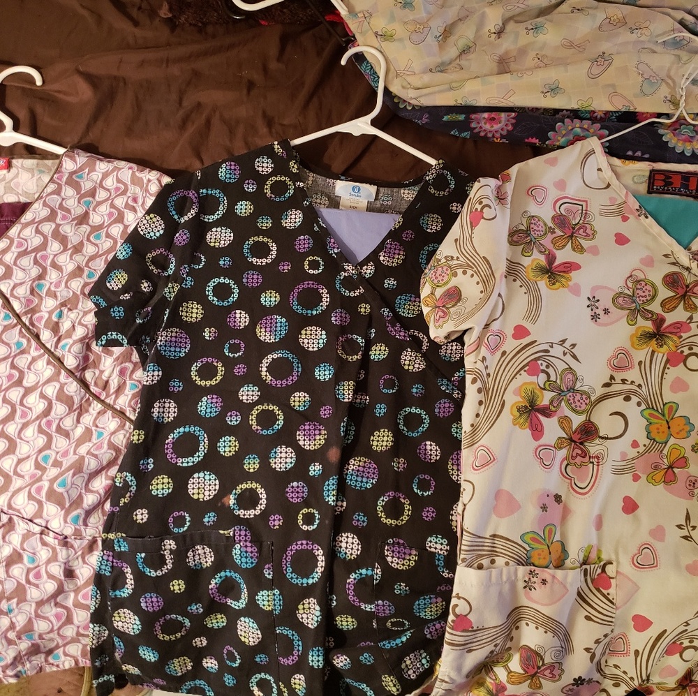 Scrub Sets - image 1